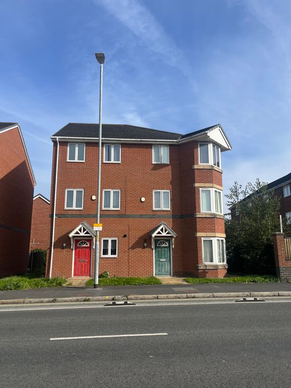 4 bed flat for sale in New Chester Road, Rock Ferry, Wirral CH42, £140,000