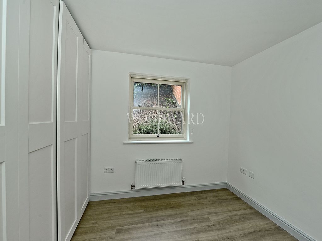 2 bed flat for sale in Penn Street, Belper DE56, £150,000