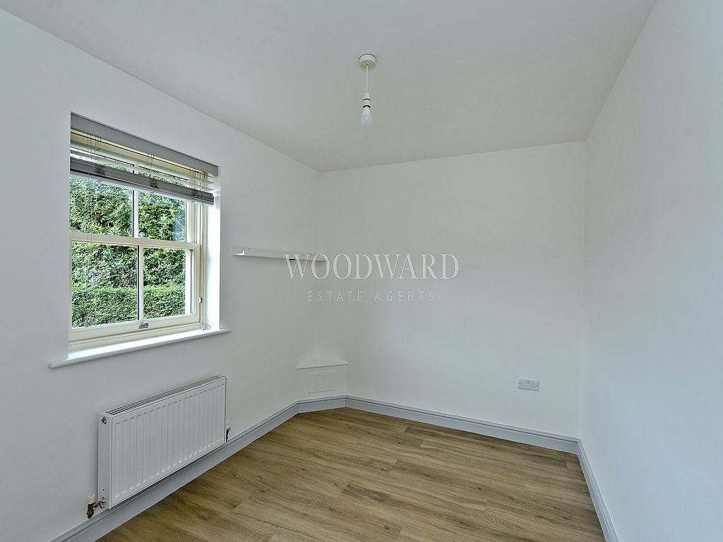 2 bed flat for sale in Penn Street, Belper DE56, £150,000