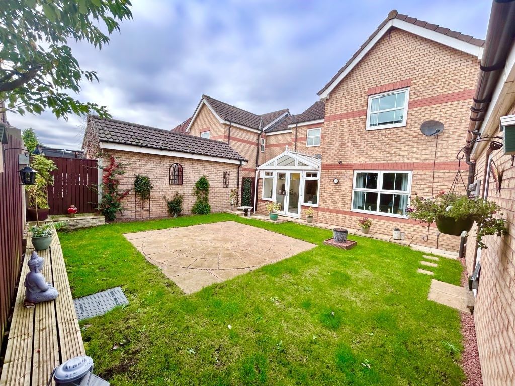 4 bed detached house for sale in Vulcan Mews, Auckley, Doncaster DN9, £249,950