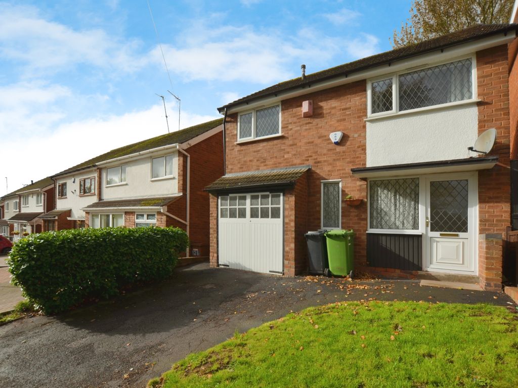 3 bed detached house for sale in Beacon Road, Great Barr B43, £265,000