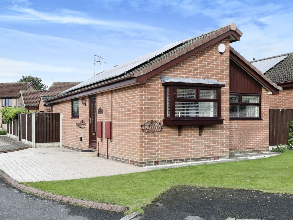 2 bed detached bungalow for sale in Ranfield Court, Rotherham S65, £275,000