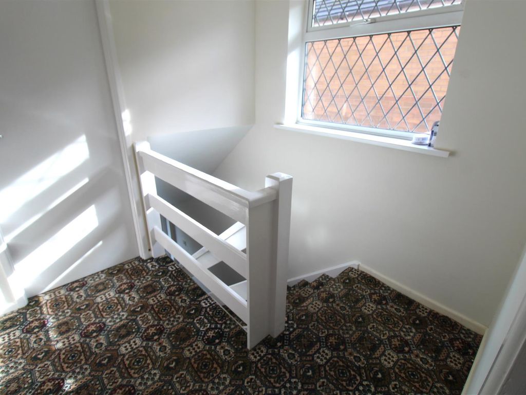 3 bed detached house for sale in Dorrington Close, Milton, Stoke-On-Trent ST2, £215,000