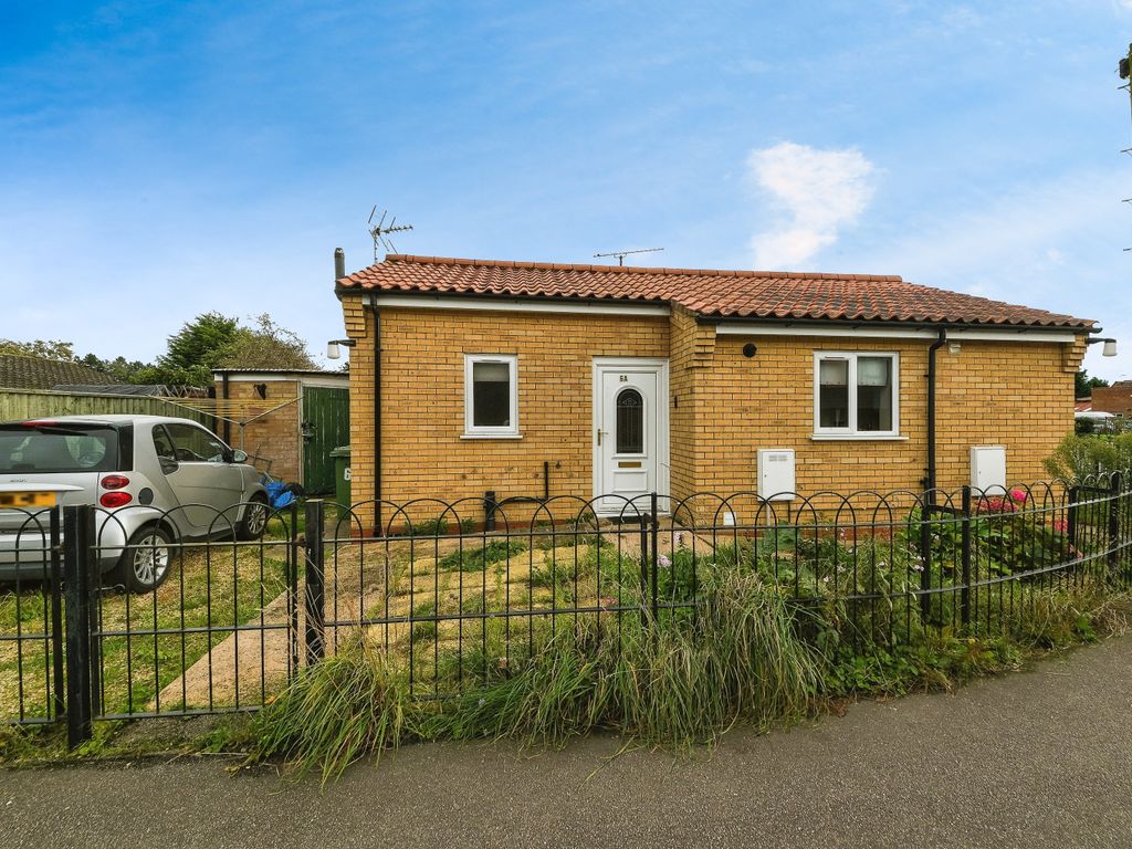 1 bed bungalow for sale in All Saints Close, Elm, Wisbech, Cambridgeshire PE14, £140,000