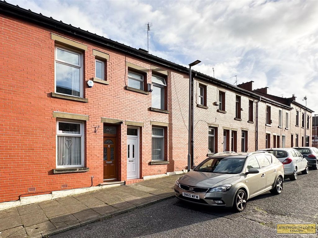 3 bed property for sale in Jessel Street, Blackburn BB2, £109,950