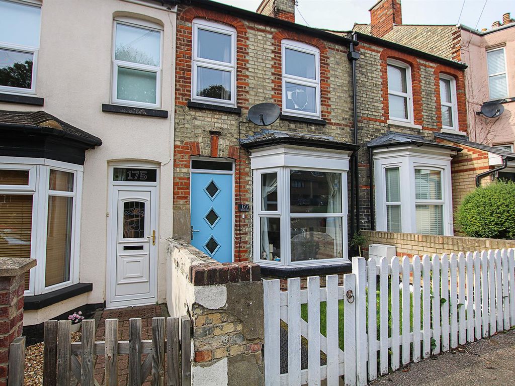 3 bed terraced house for sale in All Saints Road, Newmarket CB8, £293,500