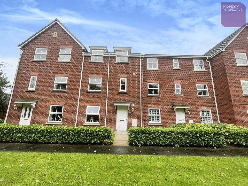 5 bed town house for sale in Marchwood Close, Blackrod, Bolton BL6, £259,950