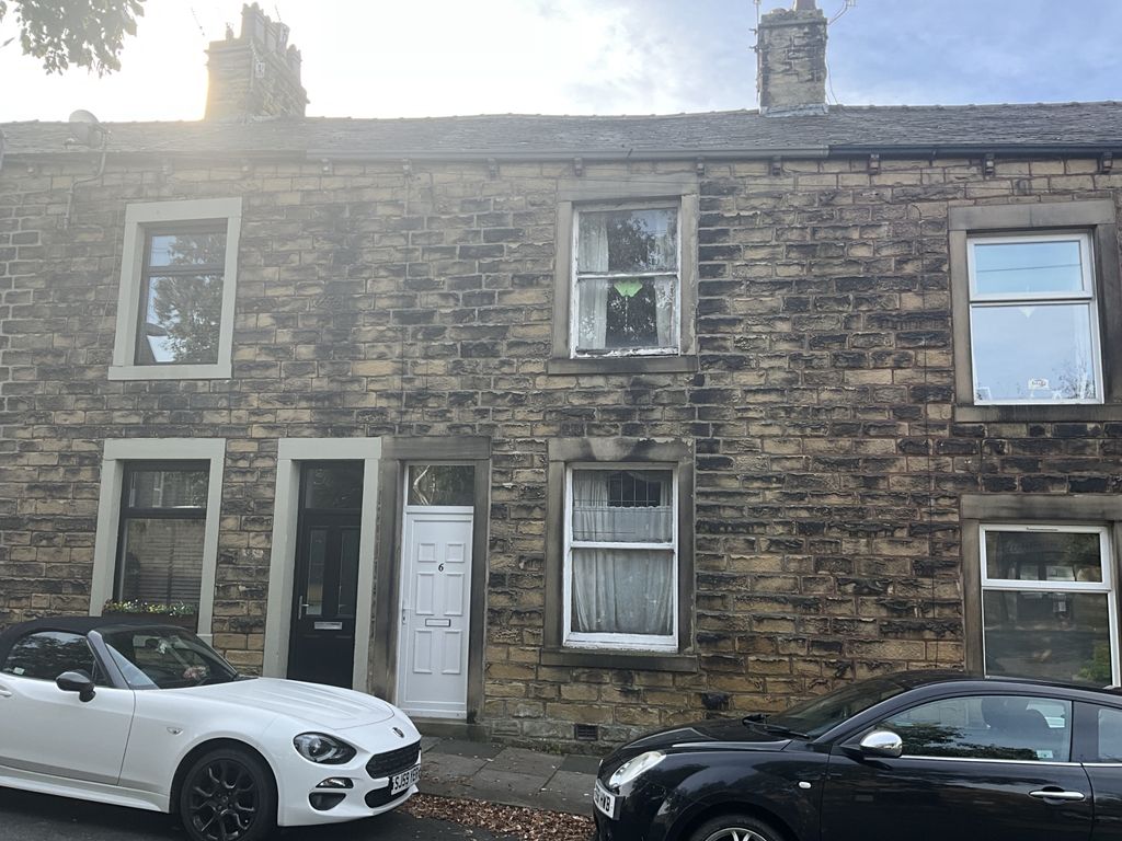 2 bed terraced house for sale in Ellis Street, Barnoldswick BB18, £99,950