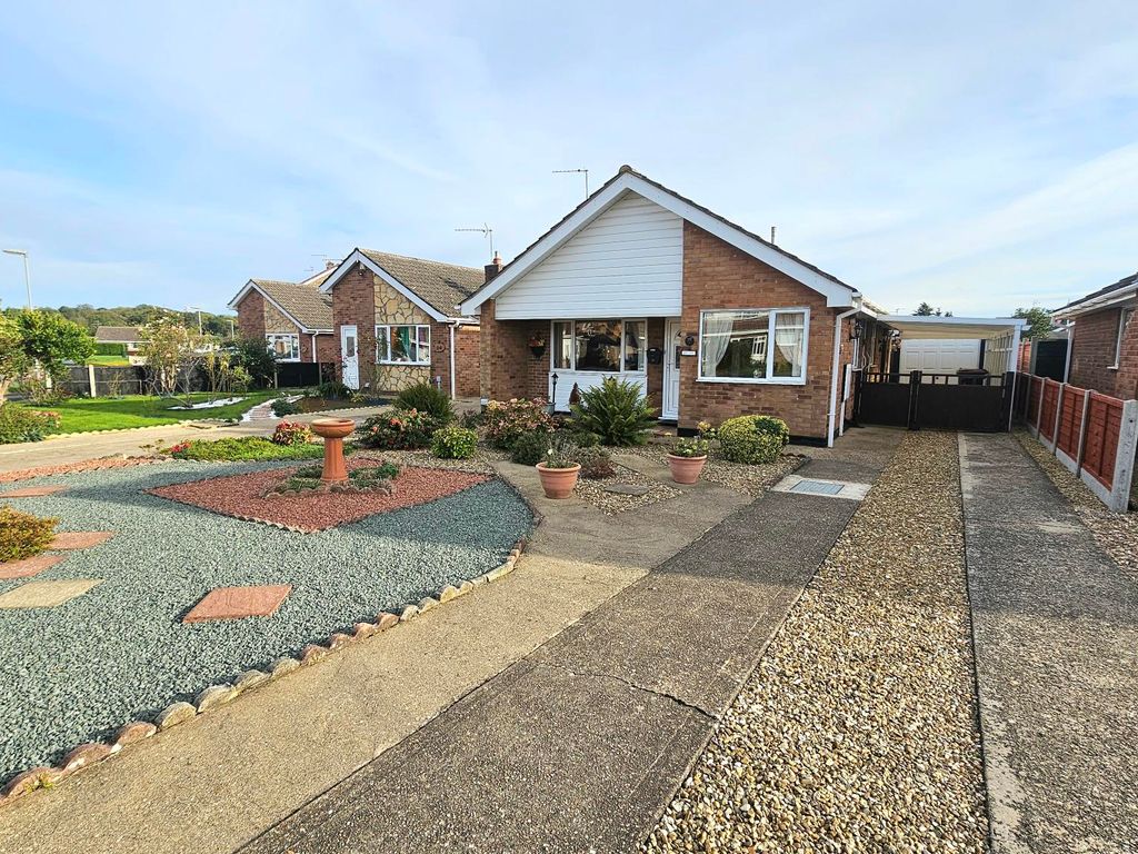 2 bed detached bungalow for sale in Durham Avenue, Sleaford NG34, £205,000