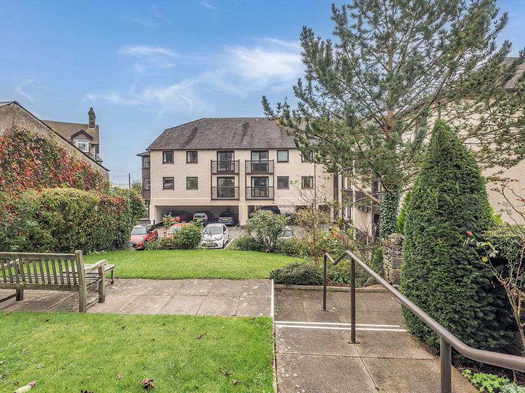 2 bed flat for sale in Ashleigh Court, Arnside LA5, £195,000