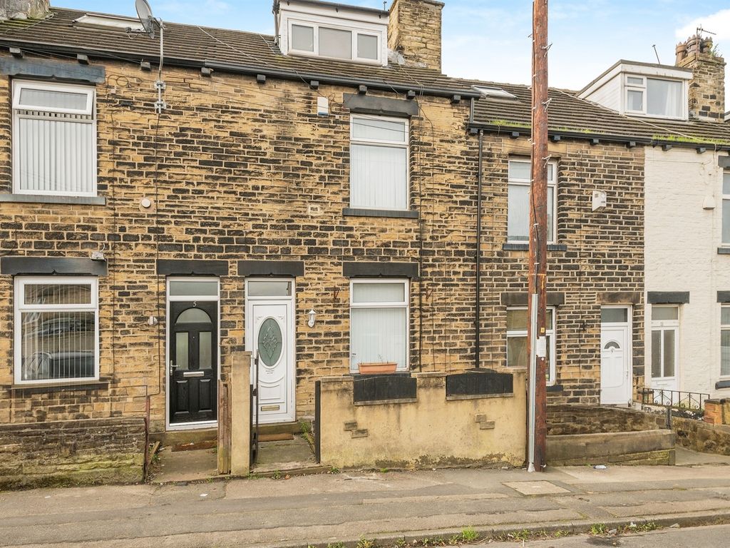 4 bed terraced house for sale in Buller Street, Bradford BD4, £110,000