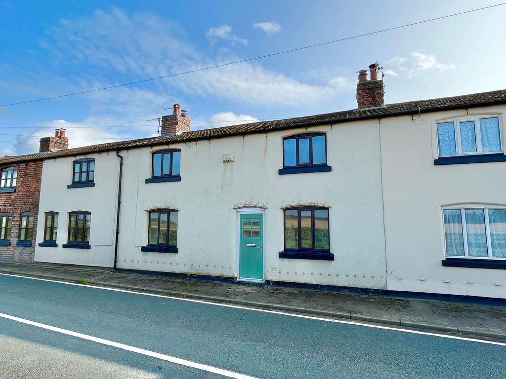 2 bed cottage for sale in Liverpool Road, Bickerstaffe L39, £230,000