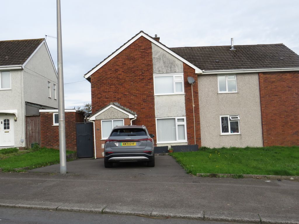 3 bed semi-detached house for sale in Firth Road, Llanelli SA15, £124,995