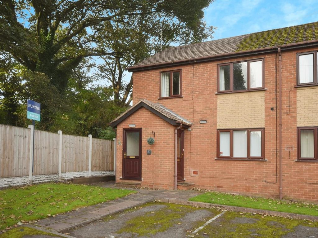 1 bed flat for sale in Alford Close, Brampton, Chesterfield S40, £90,000