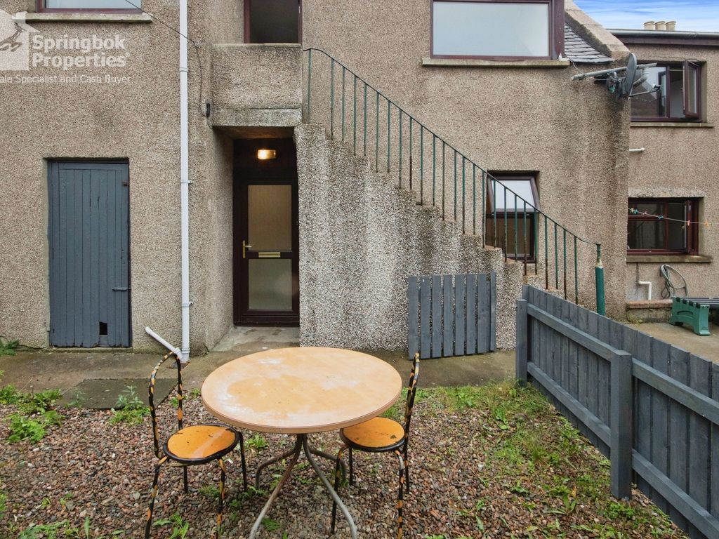 1 bed flat for sale in Bloomfield Cottages, South Road, Peterhead, Aberdeenshire AB42, £50,000