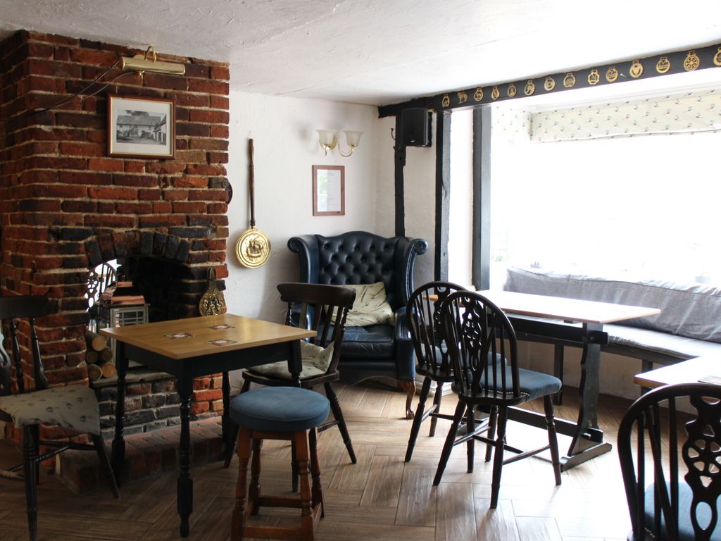 Pub/bar for sale in Lower Street, Diss IP22, £35,000