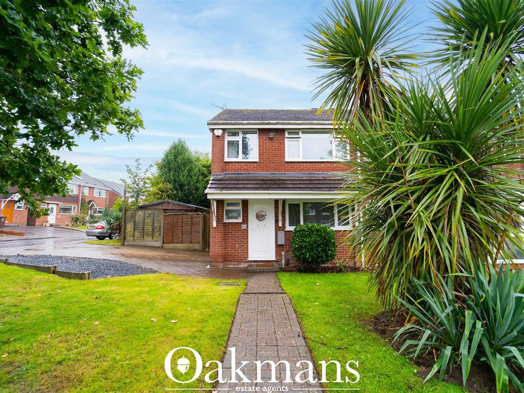 3 bed end terrace house for sale in Foxland Close, Cheswick Green, Solihull B90, £329,950