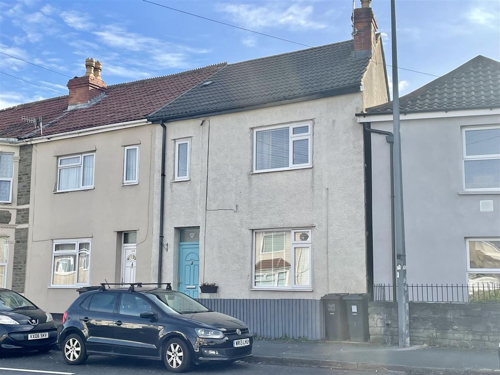 1 bed flat for sale in Soundwell Road, Soundwell, Bristol BS16, £179,950