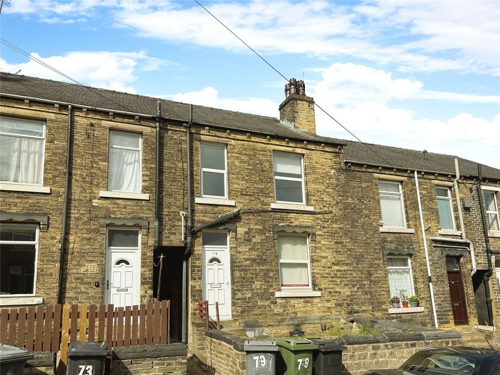 1 bed terraced house for sale in May Street, Crosland Moor, Huddersfield HD4, £60,000
