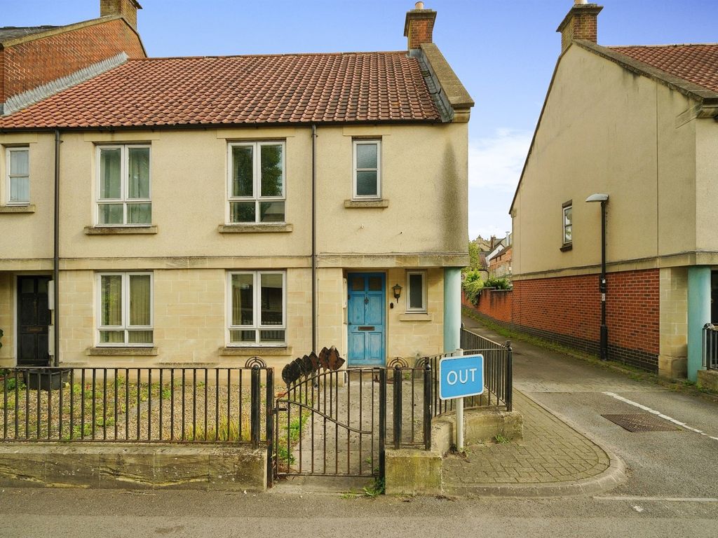 3 bed semi-detached house for sale in Carnegie Mews, New Road, Calne SN11, £190,000
