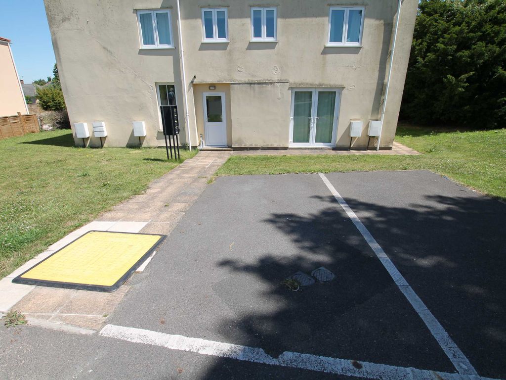 2 bed flat for sale in Twyford House, High Street, Shirehampton, Bristol BS11, £250,000
