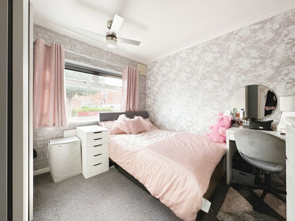 3 bed semi-detached house for sale in Woodland Road, Halton, Leeds LS15, £290,000