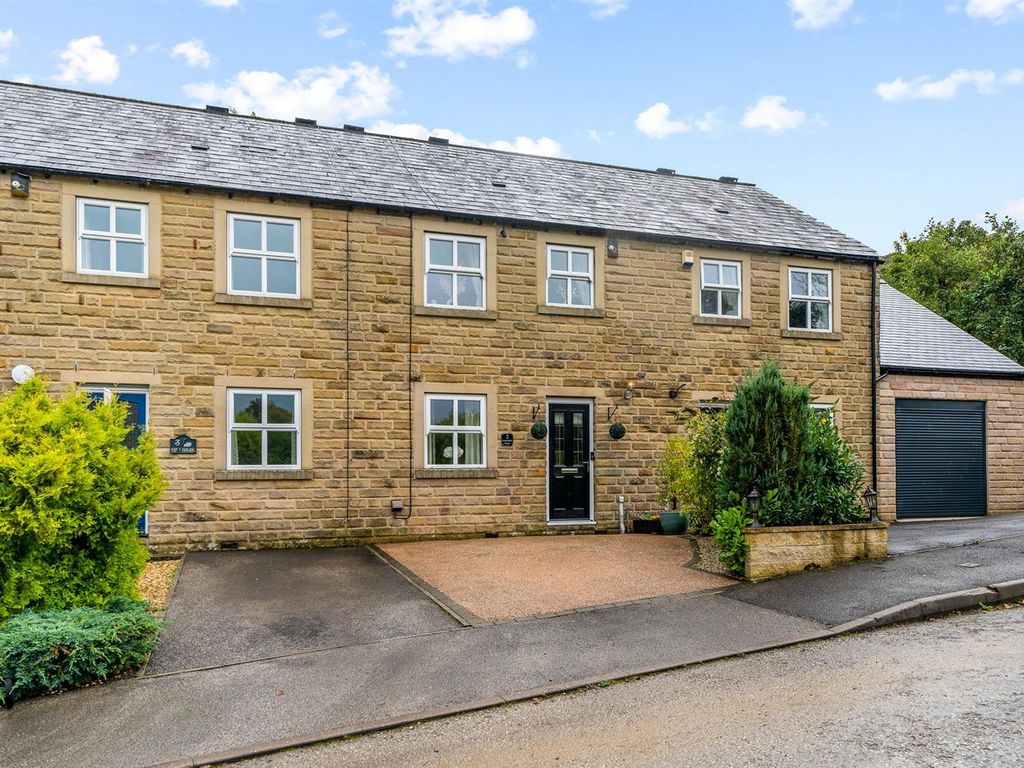 3 bed property for sale in 2 Lumsdale Road, Matlock DE4, £250,000