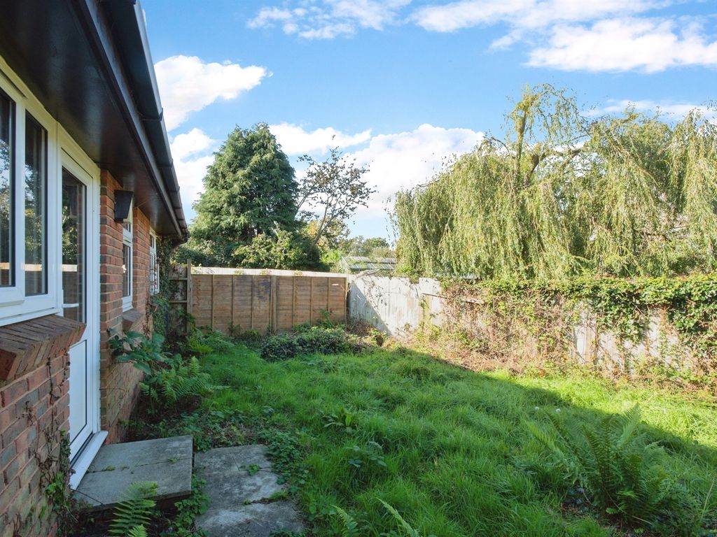 2 bed terraced bungalow for sale in Attwood Close, Alderholt, Fordingbridge SP6, £260,000