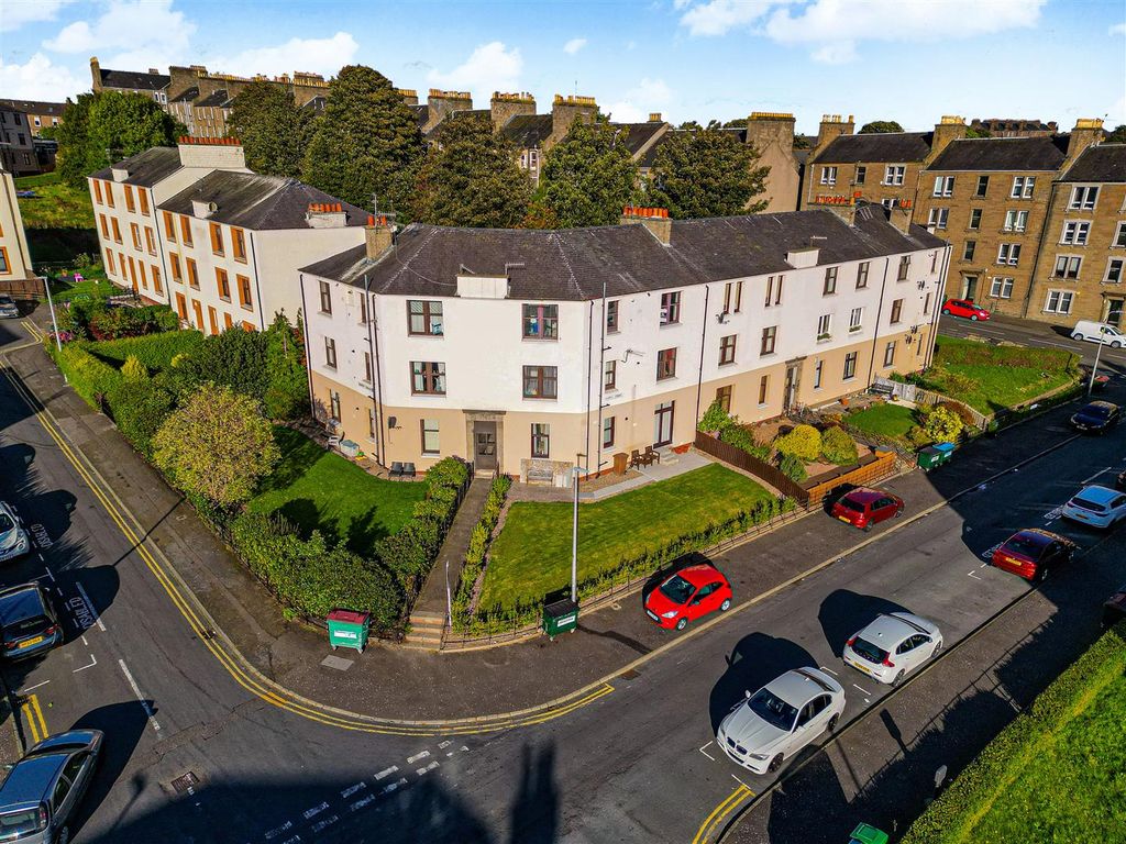 2 bed property for sale in Marryat Street, Dundee DD3, £92,000