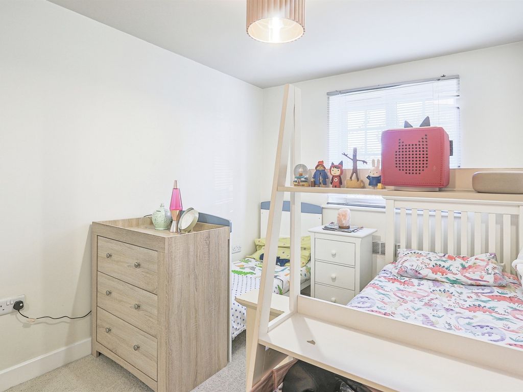 2 bed flat for sale in Birch Close, Huntington, York YO31, £190,000