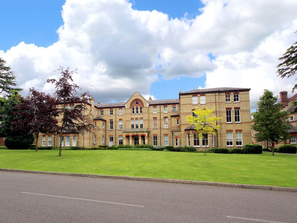 1 bed flat for sale in Mallard Road, Abbots Langley WD5, £265,000