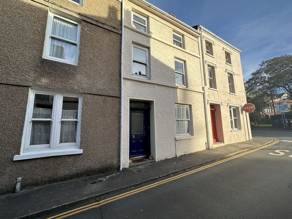 4 bed town house for sale in Mona Street, Peel, Isle Of Man IM5, £299,950