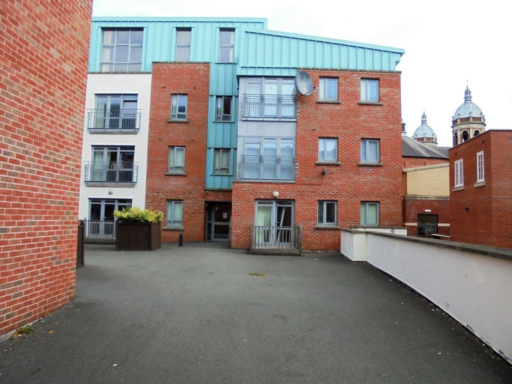 2 bed flat for sale in Greyfriars Road, Coventry CV1, £138,000