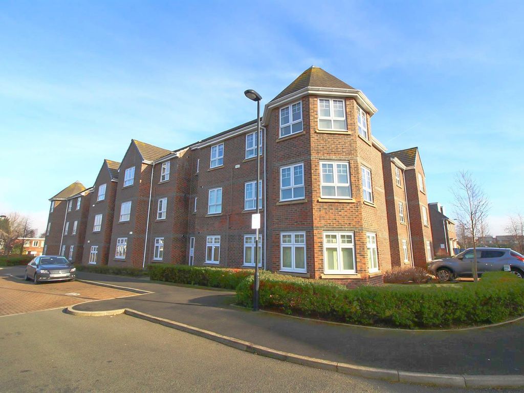 2 bed flat for sale in Cosgrove Court, Benton, Newcastle Upon Tyne NE7, £139,950