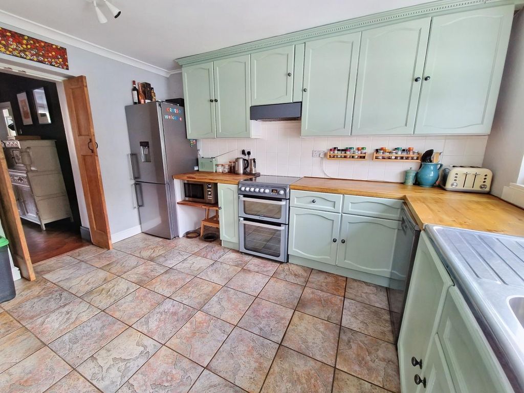 3 bed terraced house for sale in Abergarw Road, Brynmenyn, Bridgend CF32, £185,000