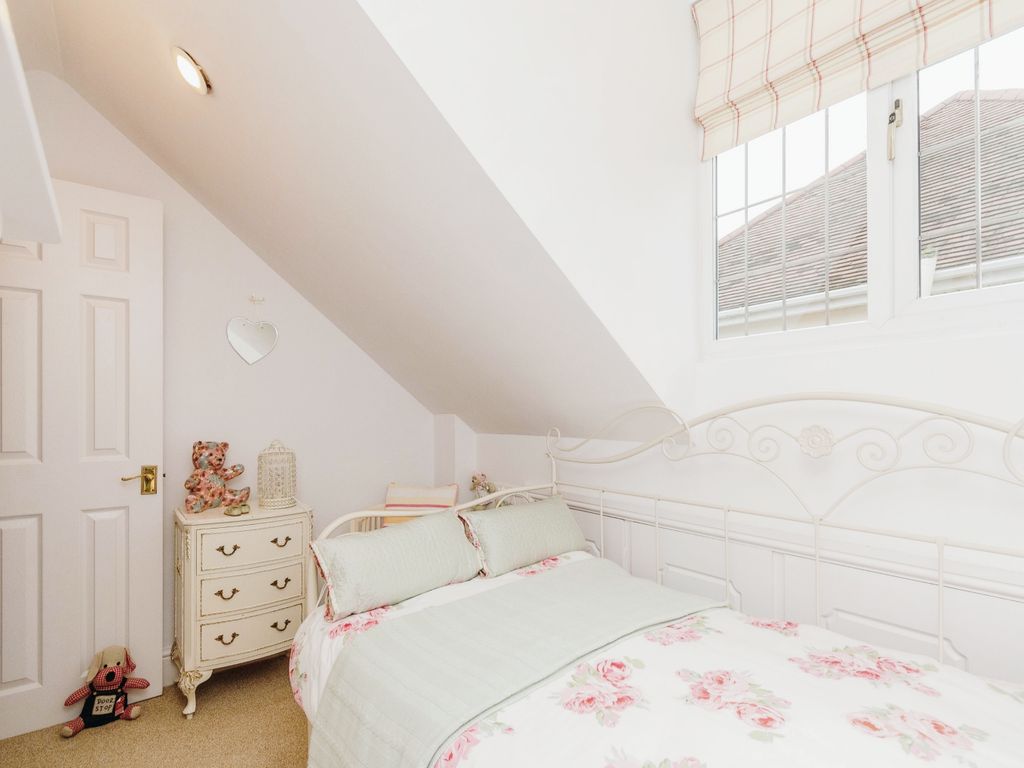 4 bed semi-detached house for sale in Colman Avenue, Wolverhampton, West Midlands WV11, £320,000