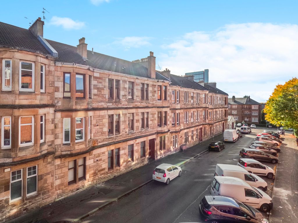 1 bed flat for sale in Linden Street, Anniesland, Glasgow G13, £105,000