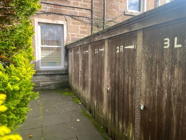 1 bed flat for sale in Baxter Park Terrace, Dundee DD4, £90,000