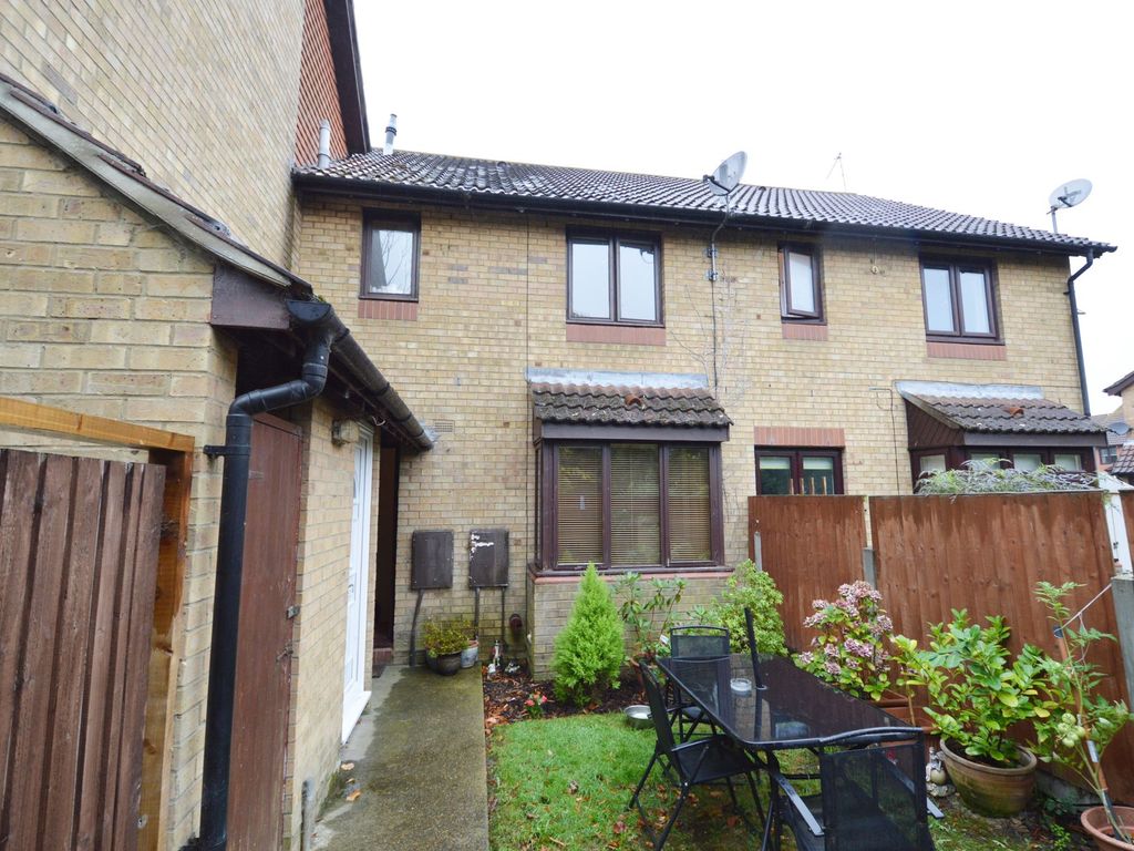 1 bed terraced house for sale in Caversham Avenue, Shoeburyness SS3, £215,000