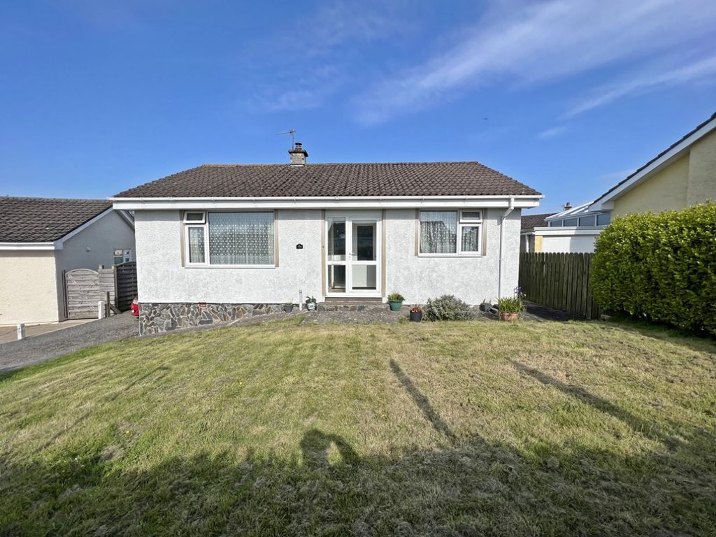 2 bed bungalow for sale in Ballanorris Crescent, Friary Park, Ballabeg, Isle Of Man IM9, £279,995