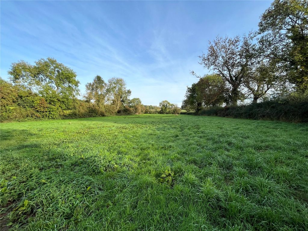Land for sale in Stanton Under Bardon, Markfield, Leicestershire LE67, £25,000