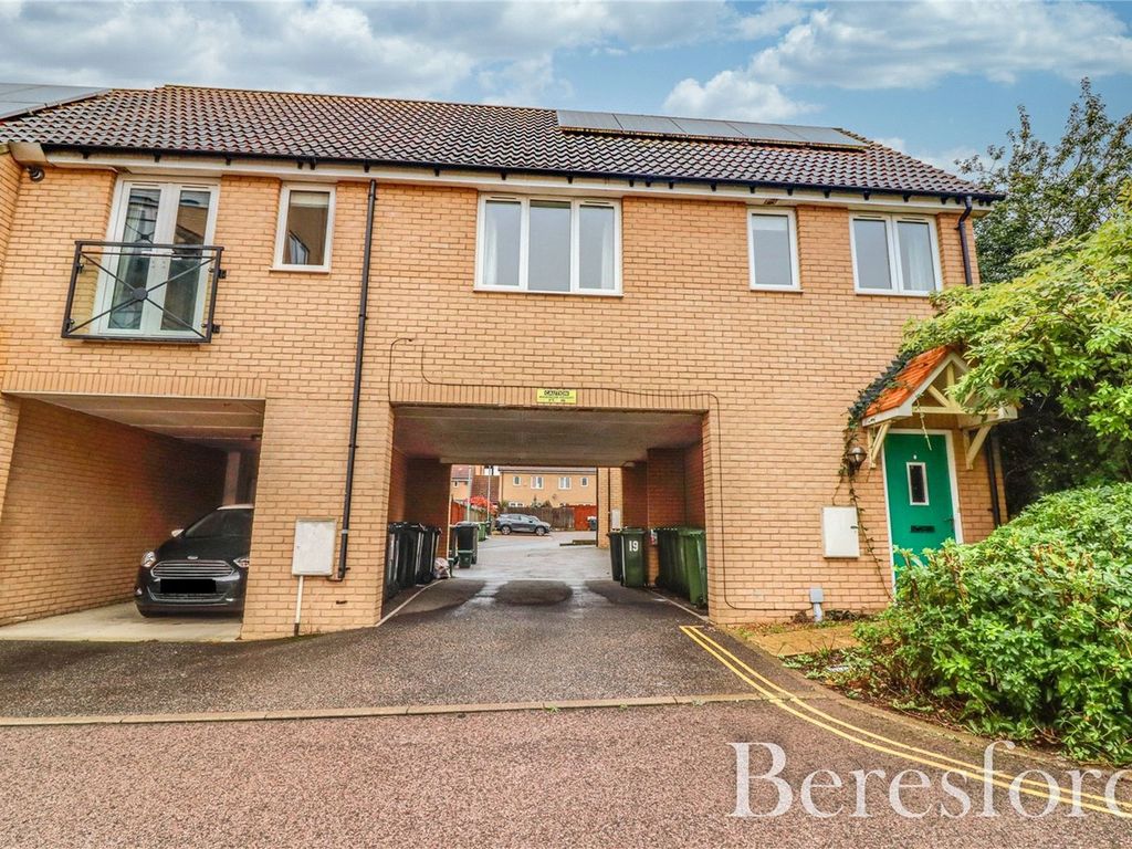 2 bed flat for sale in Thomas Way, Braintree CM7, £250,000