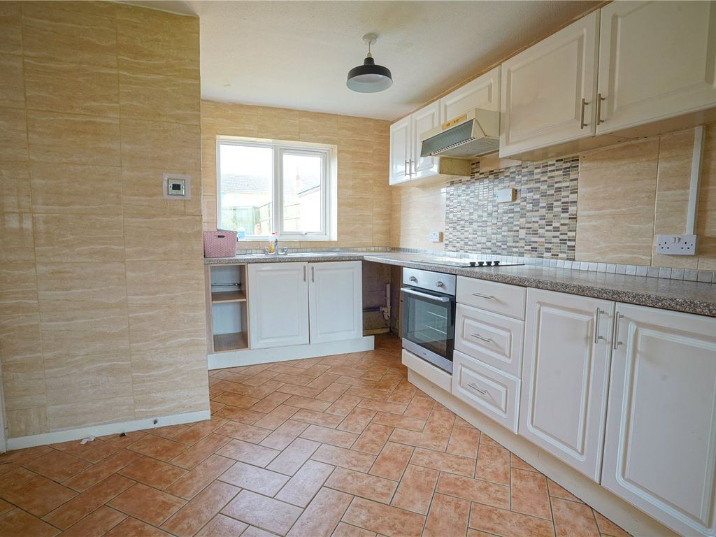 3 bed terraced house for sale in Dorchester Road, Bircotes, Doncaster, Nottinghamshire DN11, £85,000