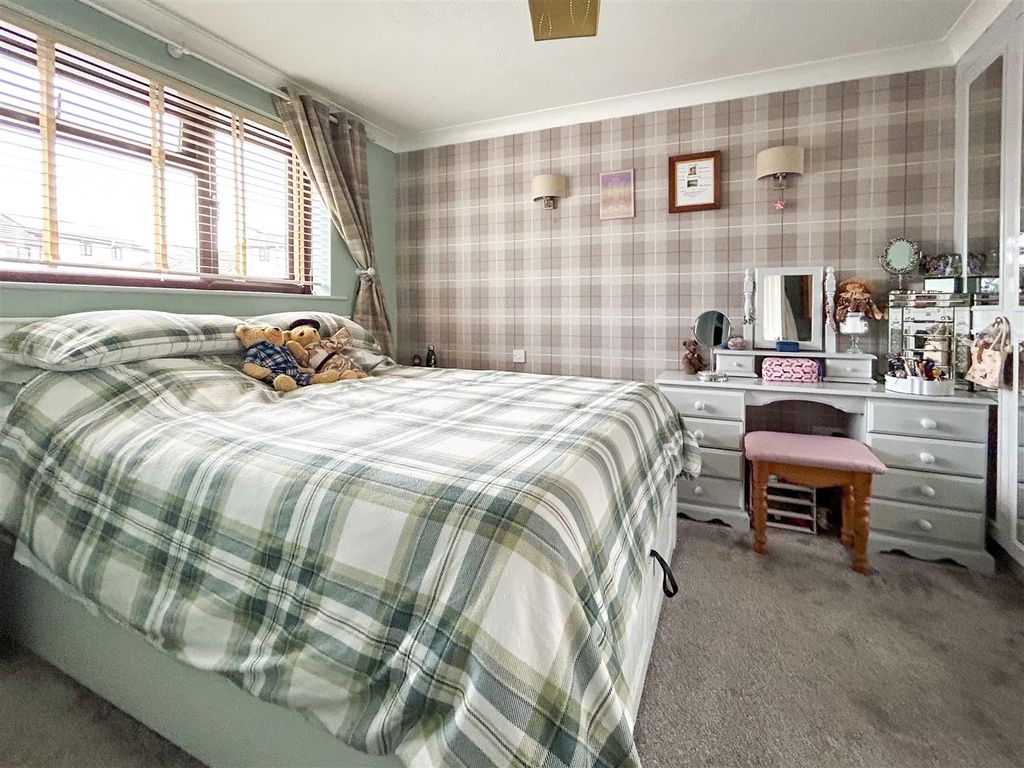 3 bed semi-detached house for sale in Gweal Wartha, Helston TR13, £280,000