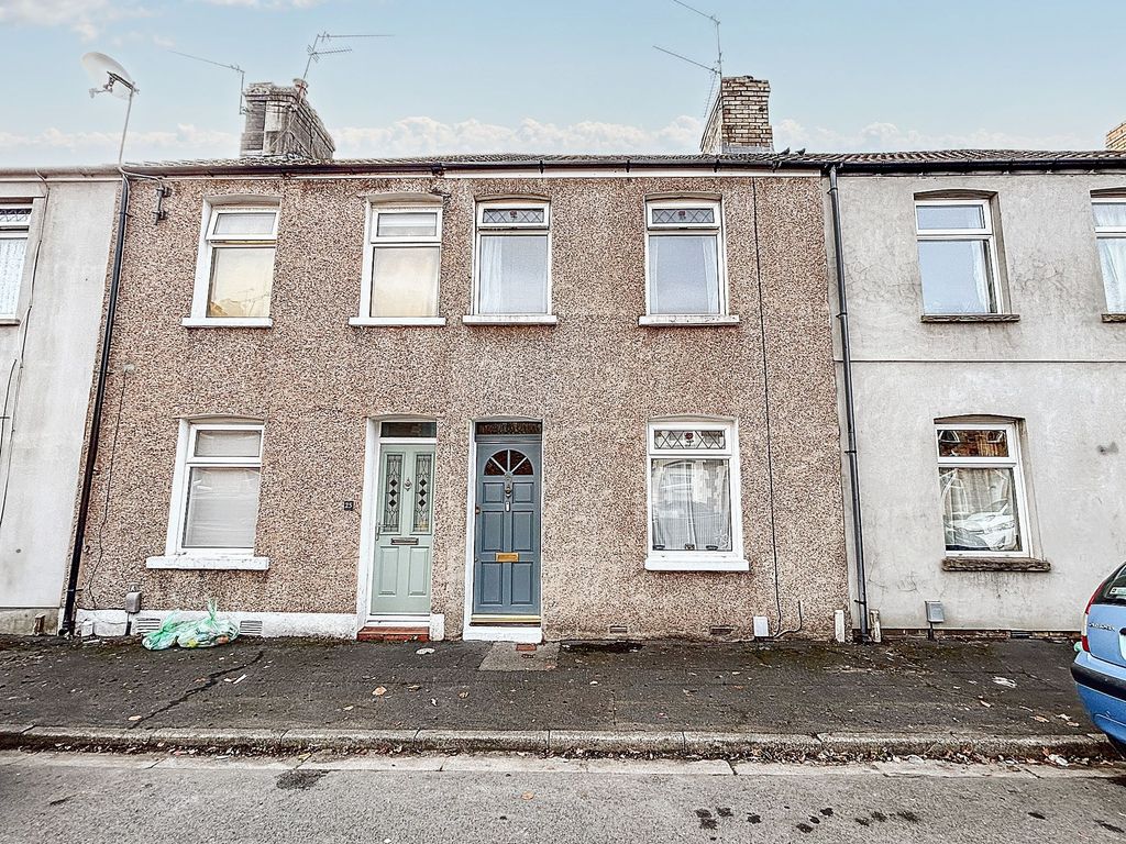 3 bed terraced house for sale in Andrews Road, Cardiff CF14, £260,000