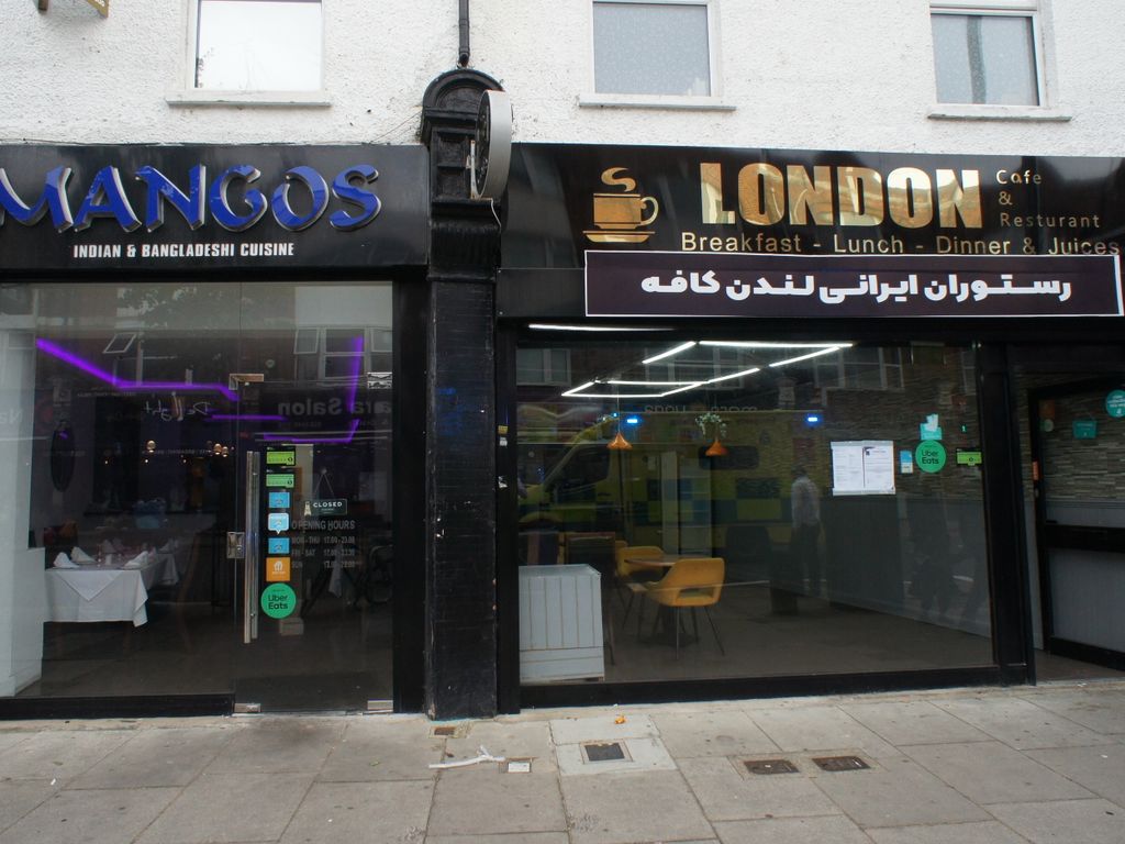 Restaurant/cafe for sale in Ballards Lane, London N12, £900,000
