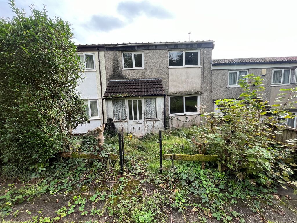 3 bed property for sale in Bryn-Y-Nant, Llanedeyrn, Cardiff CF23, £150,000