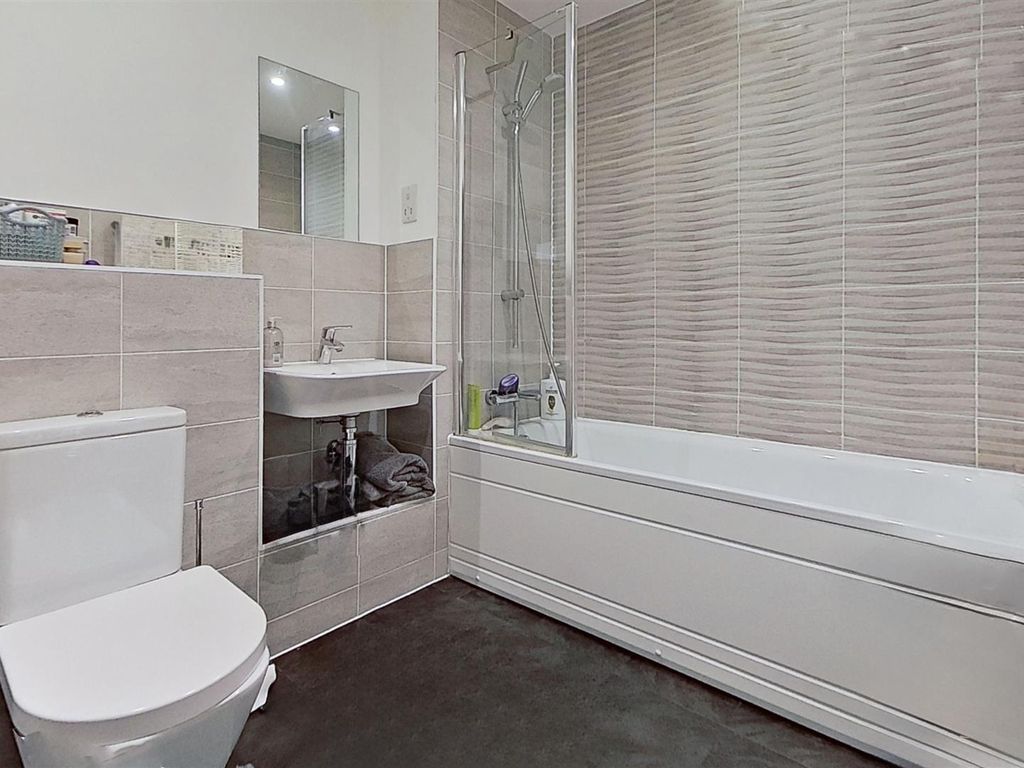1 bed flat for sale in Ada Walk, Oakgrove, Milton Keynes MK10, £189,995
