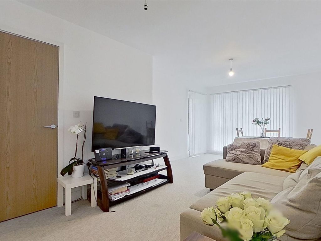 1 bed flat for sale in Ada Walk, Oakgrove, Milton Keynes MK10, £189,995