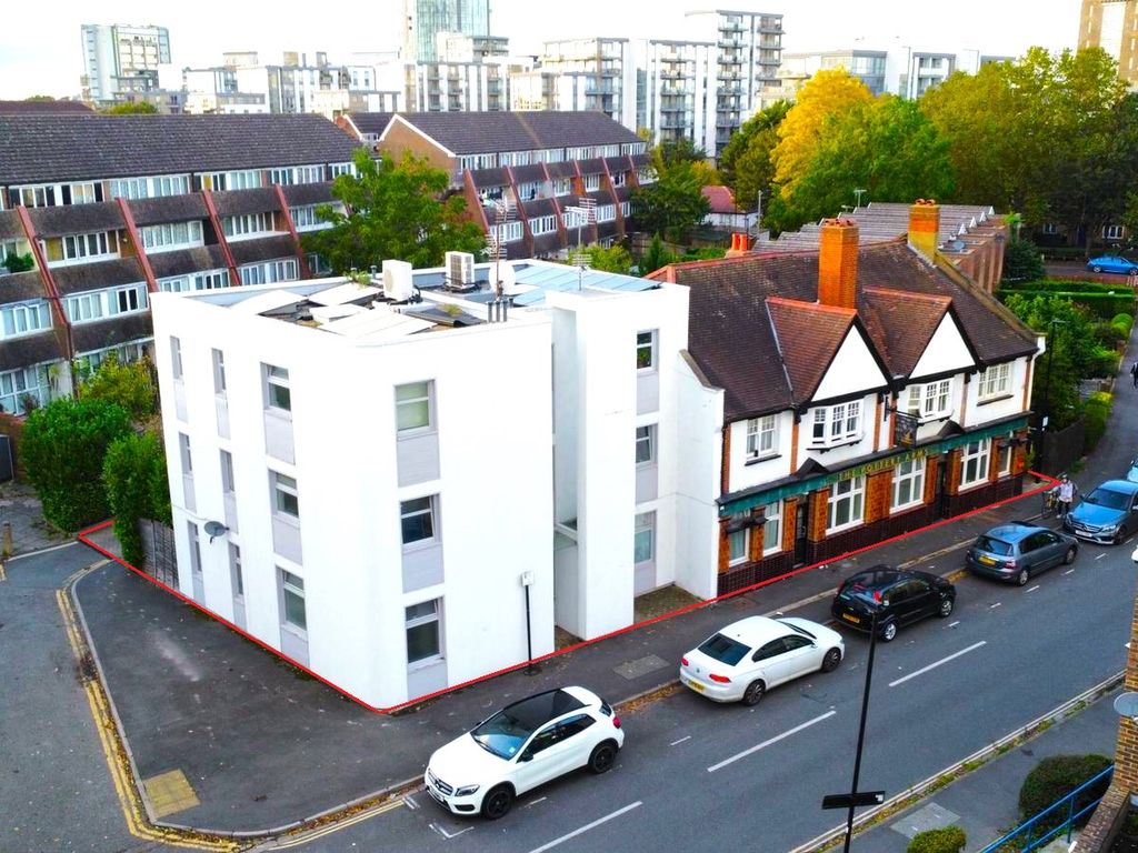 Block of flats for sale in Clayponds Lane, Brentford TW8, £4,950,000